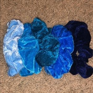 Blue pack of scrunchies